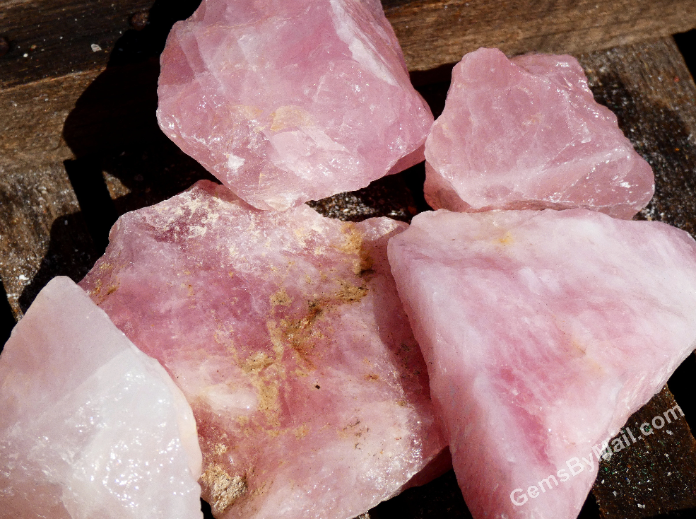 Rough Quartz, Rose - 1 LB, Size Small