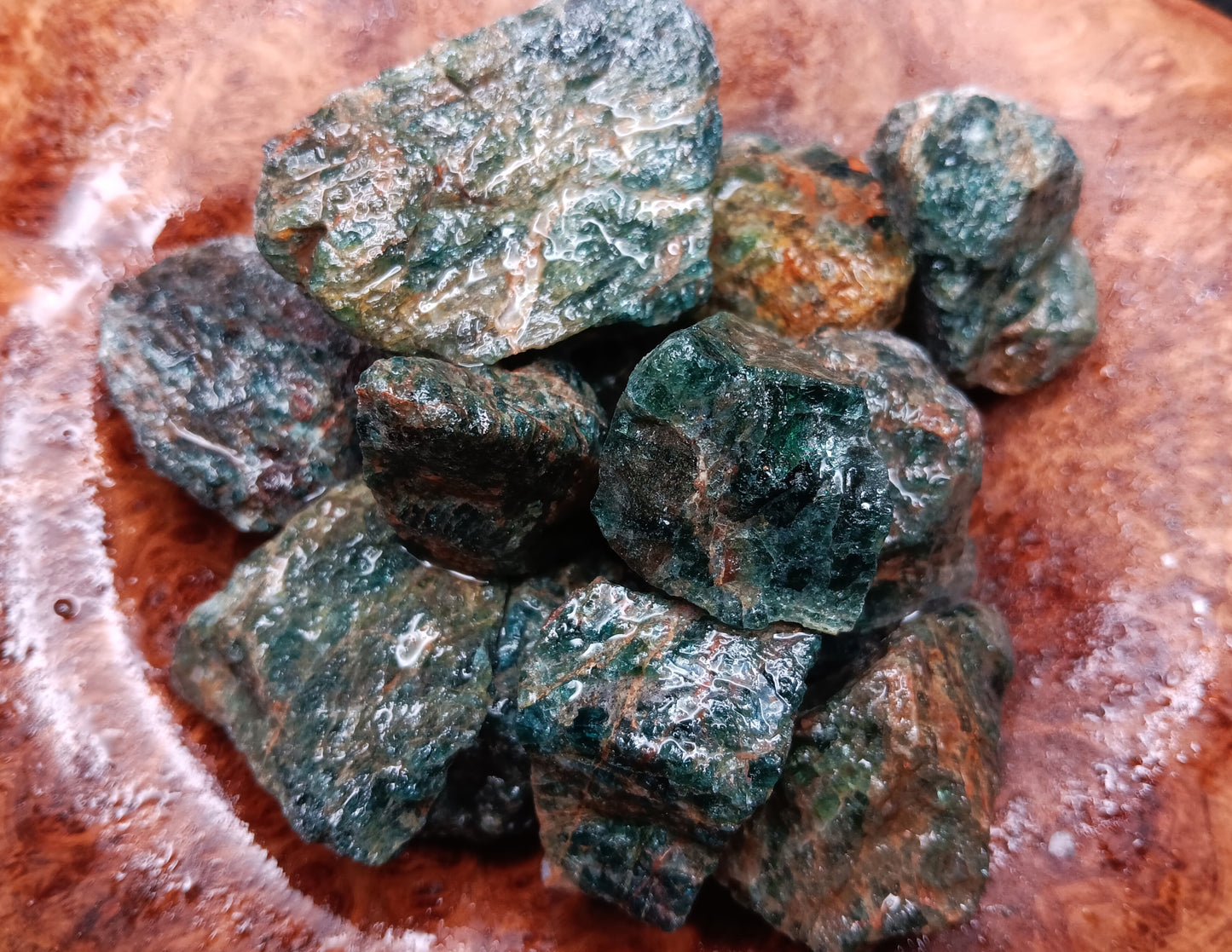 Rough Apatite, Green - 1 LB, Size Small