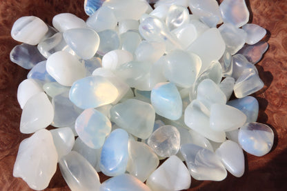 Mini Tumbled Chips - Opalite