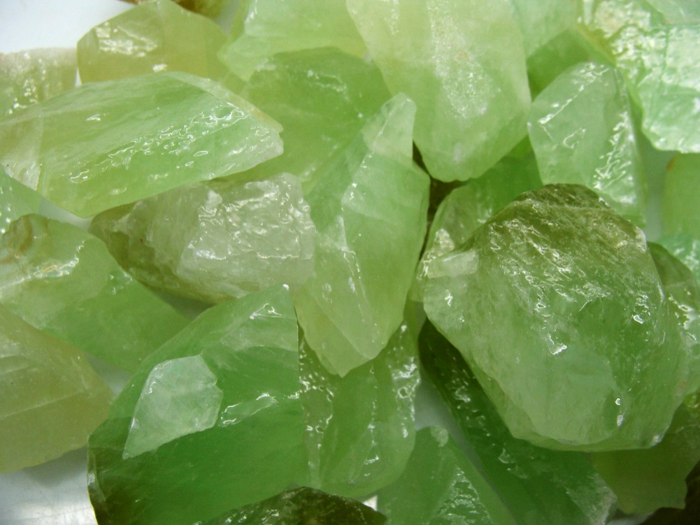 Rough Calcite, Green - Size Small